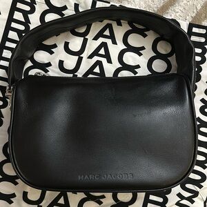 Marc Jacobs Black Leather Pushlock Mini Hobo Bag NEW